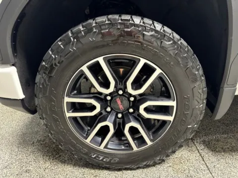 More photos of 2025 GMC Sierra 1500 AT4 at Seay Motors, KY