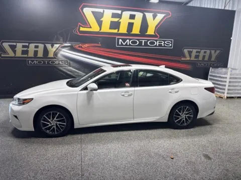 Another view of 2018 Lexus ES 350 for sale in Mayfield, KY at Seay Motors