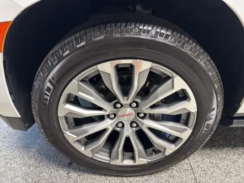 More photos of 2021 GMC Yukon Denali at Seay Motors, KY