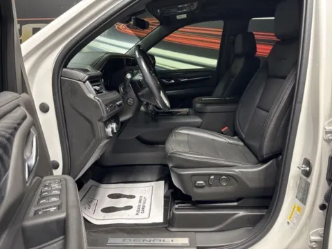 More photos of 2021 GMC Yukon Denali at Seay Motors, KY