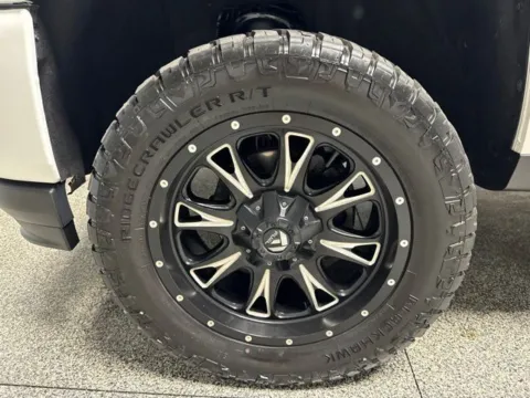 More photos of 2018 Chevrolet Silverado 1500 LT at Seay Motors, KY