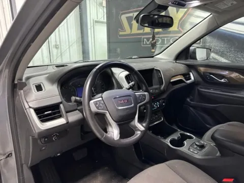More photos of 2021 GMC Terrain SLE at Seay Motors, KY