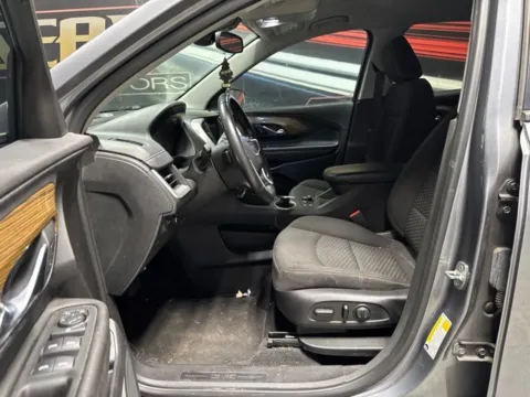 More photos of 2021 GMC Terrain SLE at Seay Motors, KY