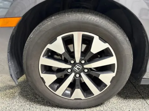 Another view of 2025 Honda Odyssey EX-L for sale in Mayfield, KY at Seay Motors