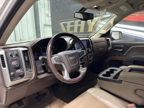 More photos of 2016 GMC Sierra 1500 SLT at Seay Motors, KY