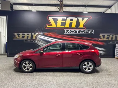 Photos of 2014 Ford Focus SE for sale in Mayfield, KY at Seay Motors