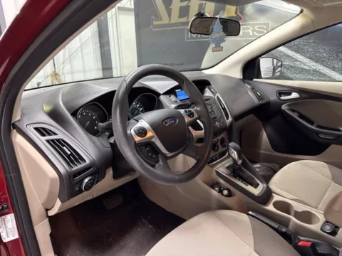 More photos of 2014 Ford Focus SE at Seay Motors, KY