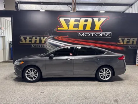 Another view of 2017 Ford Fusion SE for sale in Mayfield, KY at Seay Motors