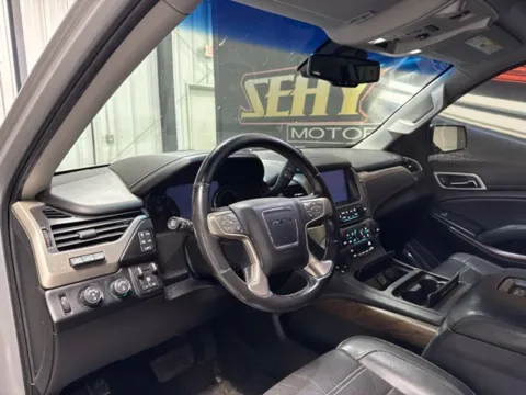 More photos of 2019 GMC Yukon XL Denali at Seay Motors, KY