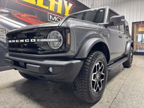 Photos of 2022 Ford Bronco Outer Banks for sale in Mayfield, KY at Seay Motors