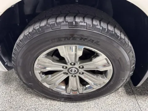 More photos of 2018 Nissan Titan SV at Seay Motors, KY