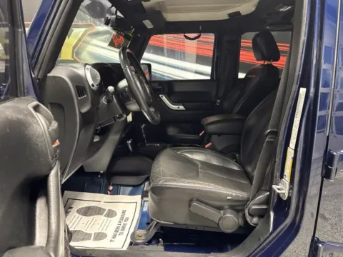 More photos of 2013 Jeep Wrangler Unlimited Sahara at Seay Motors, KY