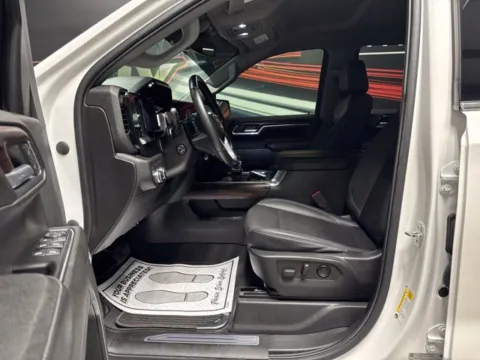 More photos of 2023 GMC Sierra 1500 SLT at Seay Motors, KY