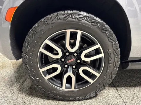 More photos of 2021 GMC Yukon AT4 at Seay Motors, KY