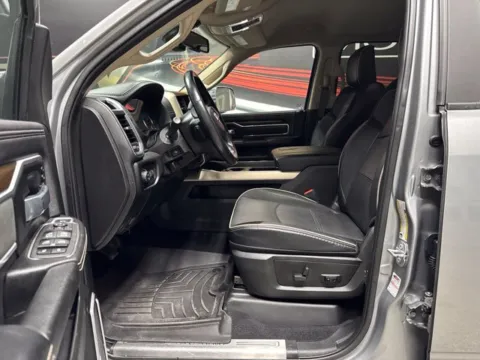 More photos of 2022 Ram 2500 Laramie at Seay Motors, KY