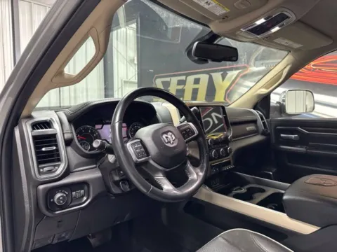 More photos of 2022 Ram 2500 Laramie at Seay Motors, KY