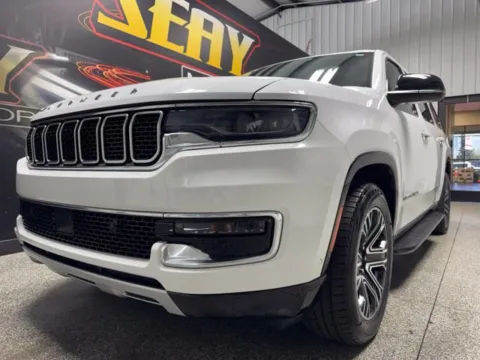 Photos of 2024 Jeep Wagoneer L Series II for sale in Mayfield, KY at Seay Motors