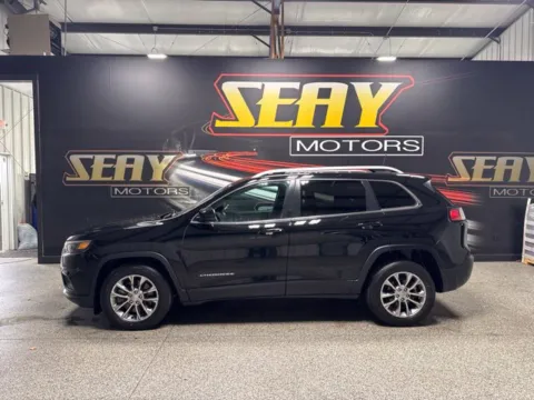 Another view of 2019 Jeep Cherokee Latitude Plus for sale in Mayfield, KY at Seay Motors