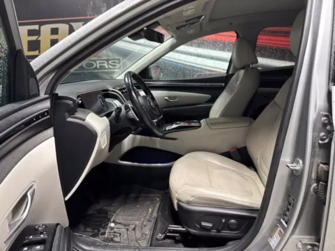 More photos of 2023 Hyundai Tucson Limited at Seay Motors, KY