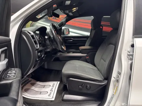 More photos of 2022 Ram 1500 Big Horn/Lone Star at Seay Motors, KY