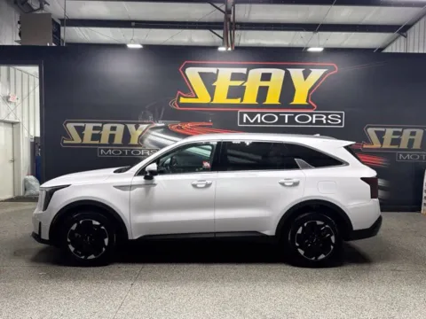 Another view of 2025 Kia Sorento S for sale in Mayfield, KY at Seay Motors