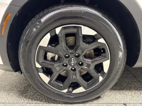 More photos of 2025 Kia Sorento S at Seay Motors, KY