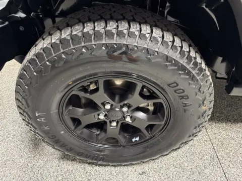 More photos of 2022 Jeep Wrangler Willys at Seay Motors, KY