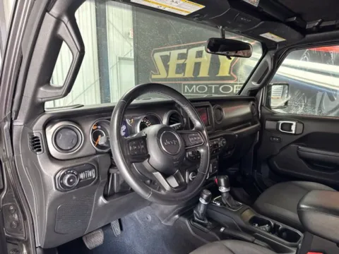 More photos of 2022 Jeep Wrangler Willys at Seay Motors, KY