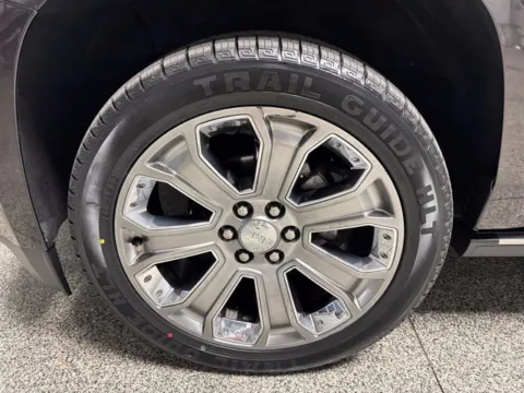 More photos of 2015 GMC Yukon Denali at Seay Motors, KY