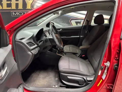 More photos of 2021 Hyundai Accent SEL at Seay Motors, KY