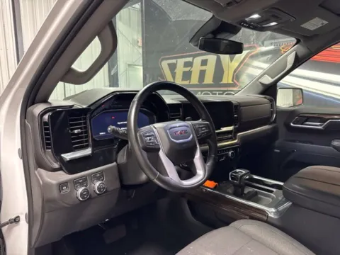 More photos of 2025 GMC Sierra 1500 Elevation at Seay Motors, KY
