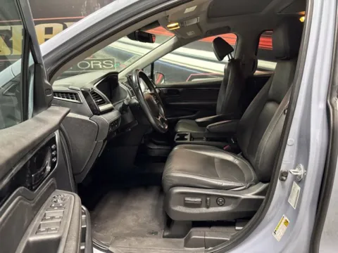 More photos of 2023 Honda Odyssey Touring at Seay Motors, KY