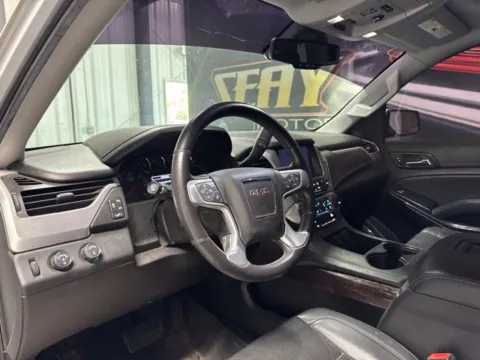 More photos of 2020 GMC Yukon SLT at Seay Motors, KY