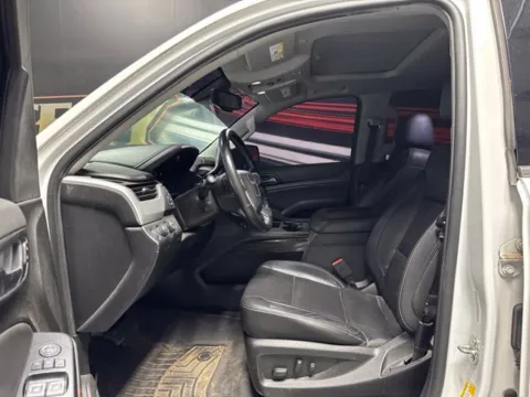 More photos of 2020 GMC Yukon SLT at Seay Motors, KY