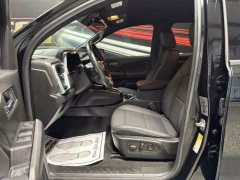 More photos of 2024 GMC Canyon Elevation at Seay Motors, KY