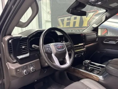 More photos of 2024 GMC Sierra 1500 Elevation at Seay Motors, KY