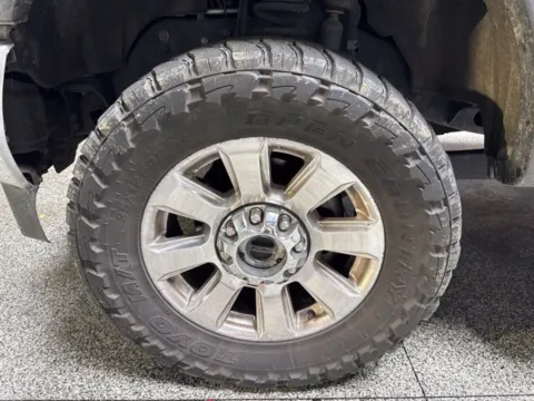Another view of 2019 Ford F-250SD Lariat for sale in Mayfield, KY at Seay Motors
