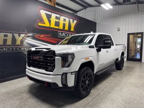 White 2024 GMC Sierra 2500 HD AT4 for sale in Mayfield, KY