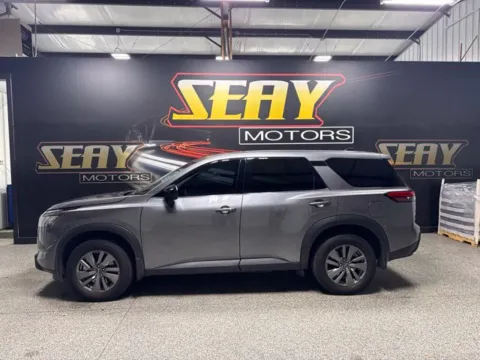 Photos of 2024 Nissan Pathfinder S for sale in Mayfield, KY at Seay Motors