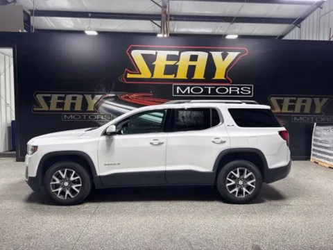 Photos of 2023 GMC Acadia SLE for sale in Mayfield, KY at Seay Motors