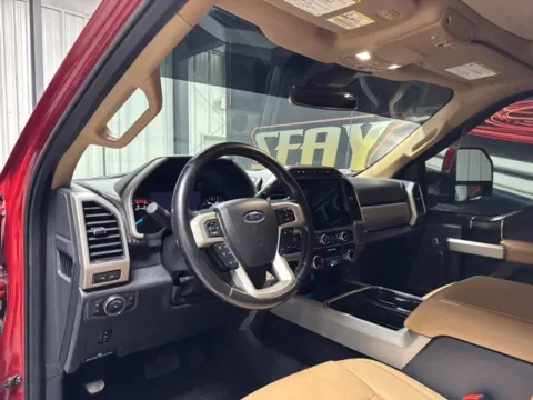 More photos of 2022 Ford F-250SD Lariat at Seay Motors, KY
