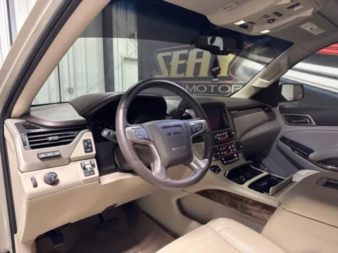 More photos of 2015 GMC Yukon XL Denali at Seay Motors, KY