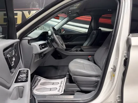 More photos of 2020 Lincoln Aviator Reserve at Seay Motors, KY