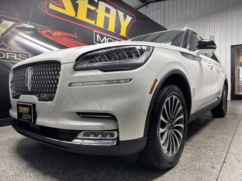 Photos of 2020 Lincoln Aviator Reserve for sale in Mayfield, KY at Seay Motors