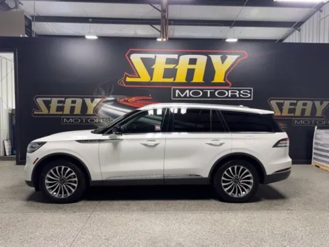 Another view of 2020 Lincoln Aviator Reserve for sale in Mayfield, KY at Seay Motors