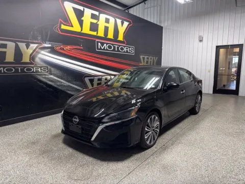 Black 2023 Nissan Altima 2.5 SL for sale in Mayfield, KY