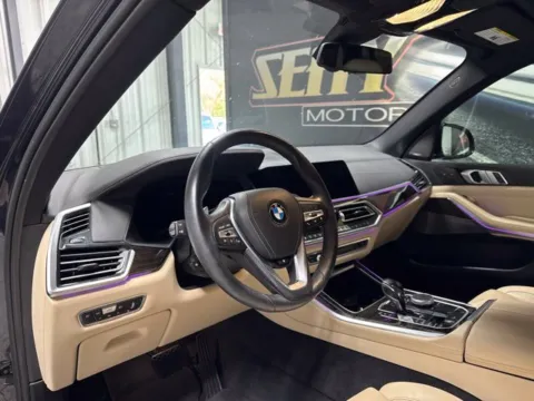 More photos of 2021 BMW X5 xDrive40i at Seay Motors, KY
