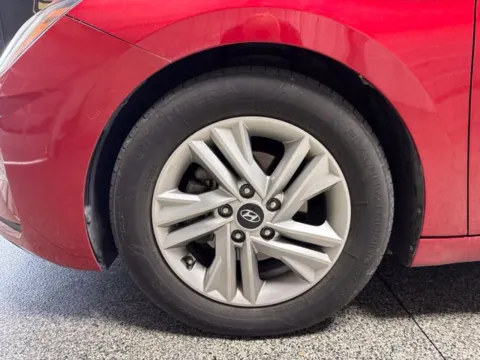 Another view of 2020 Hyundai Elantra SEL for sale in Mayfield, KY at Seay Motors