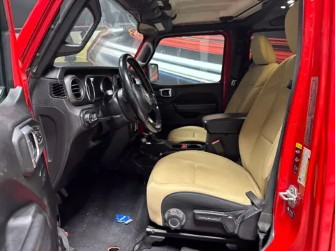 More photos of 2021 Jeep Gladiator Sport at Seay Motors, KY
