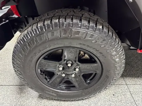 More photos of 2021 Jeep Gladiator Sport at Seay Motors, KY